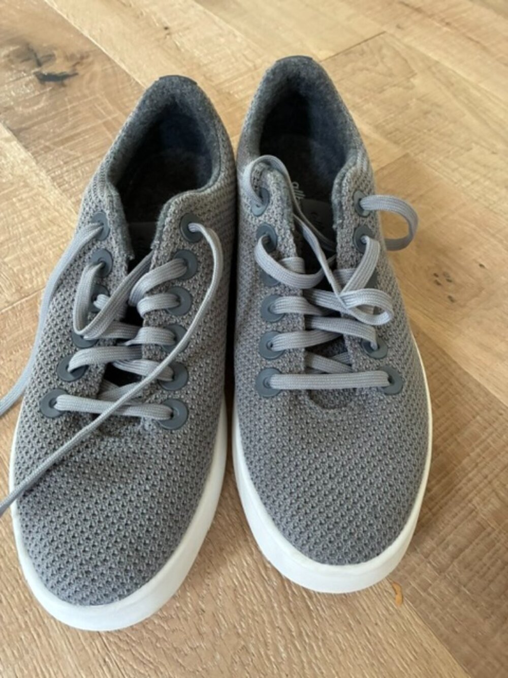 Allbirds, size 10 Men's gray sneakers, great condition!